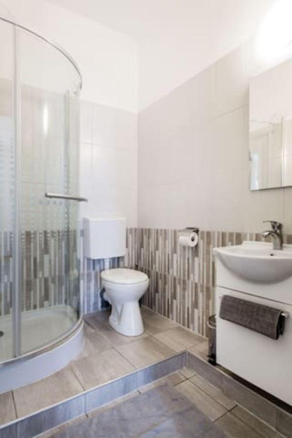 Bpr Colorist Apartments Будапеща Екстериор снимка